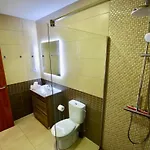 V&v Lloret- Marie Luxury House With Air Conditioning Villa