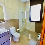 V&v Lloret- Marie Luxury House With Air Conditioning Villa *