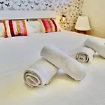 V&v Lloret- Marie Luxury House With Air Conditioning *