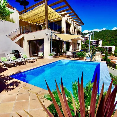 Вилла V&v Lloret- Marie Luxury House With Air Conditioning Льорет-де-Мар