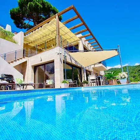V&v Lloret- Marie Luxury House With Air Conditioning *