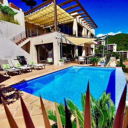 Willa V&v Lloret- Marie Luxury House With Air Conditioning *