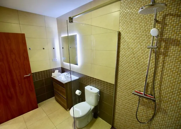 V&v Lloret- Marie Luxury House With Air Conditioning Willa