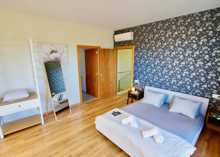 V&v Lloret- Marie Luxury House With Air Conditioning Lloret de Mar