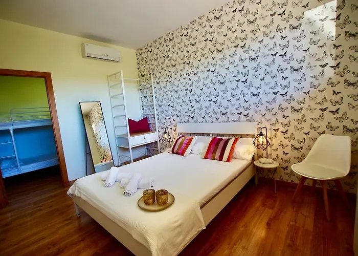 Willa V&v Lloret- Marie Luxury House With Air Conditioning *