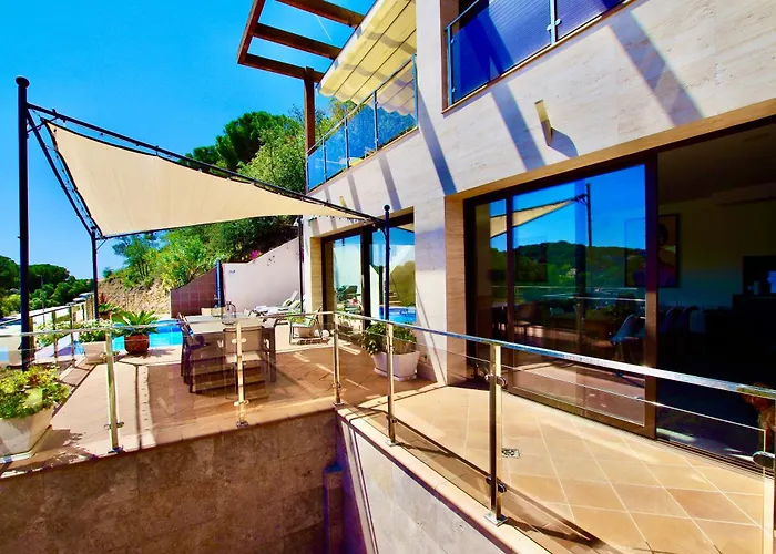 V&v Lloret- Marie Luxury House With Air Conditioning * Lloret de Mar