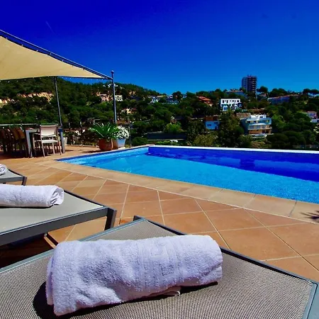 V&v Lloret- Marie Luxury House With Air Conditioning Villa Lloret de Mar