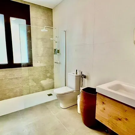 V&v Lloret- Marie Luxury House With Air Conditioning Villa Lloret de Mar