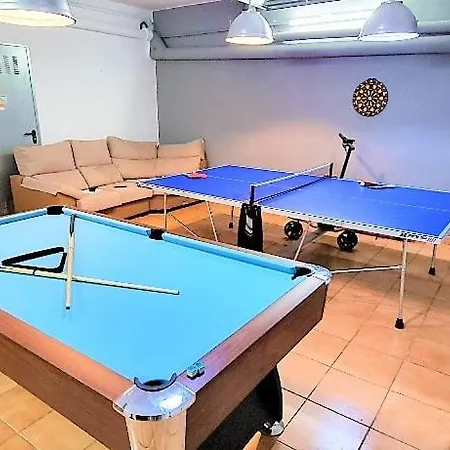 V&v Lloret- Marie Luxury House With Air Conditioning *