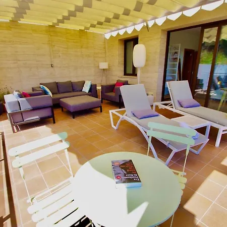 V&v Lloret- Marie Luxury House With Air Conditioning