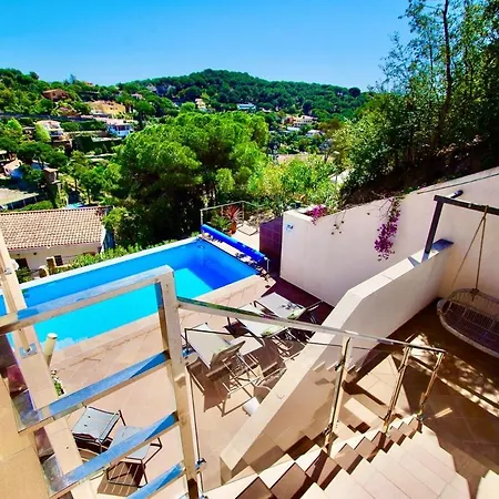 V&v Lloret- Marie Luxury House With Air Conditioning *