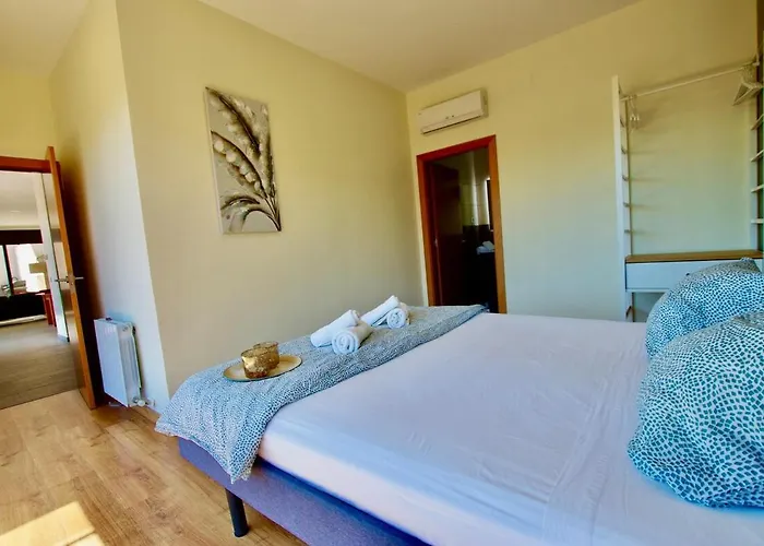 V&v Lloret- Marie Luxury House With Air Conditioning