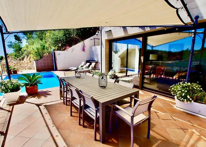 V&v Lloret- Marie Luxury House With Air Conditioning